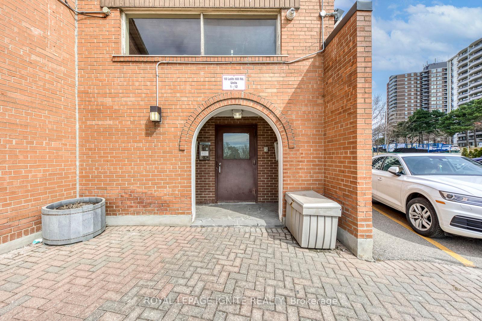 10-leith-hill-road-north-york-ontario-c12401003