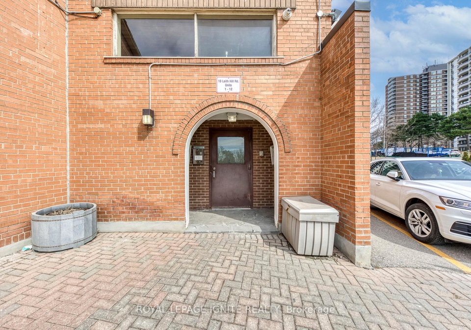 10-leith-hill-road-north-york-ontario-c12401003