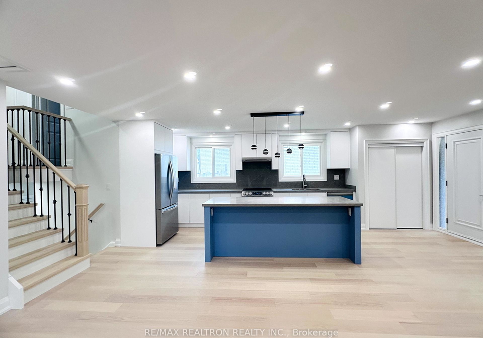54-bellbury-crescent-north-york-ontario-c12401126