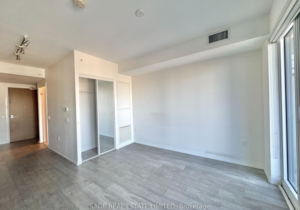 251-jarvis-street-toronto-ontario-c12401190