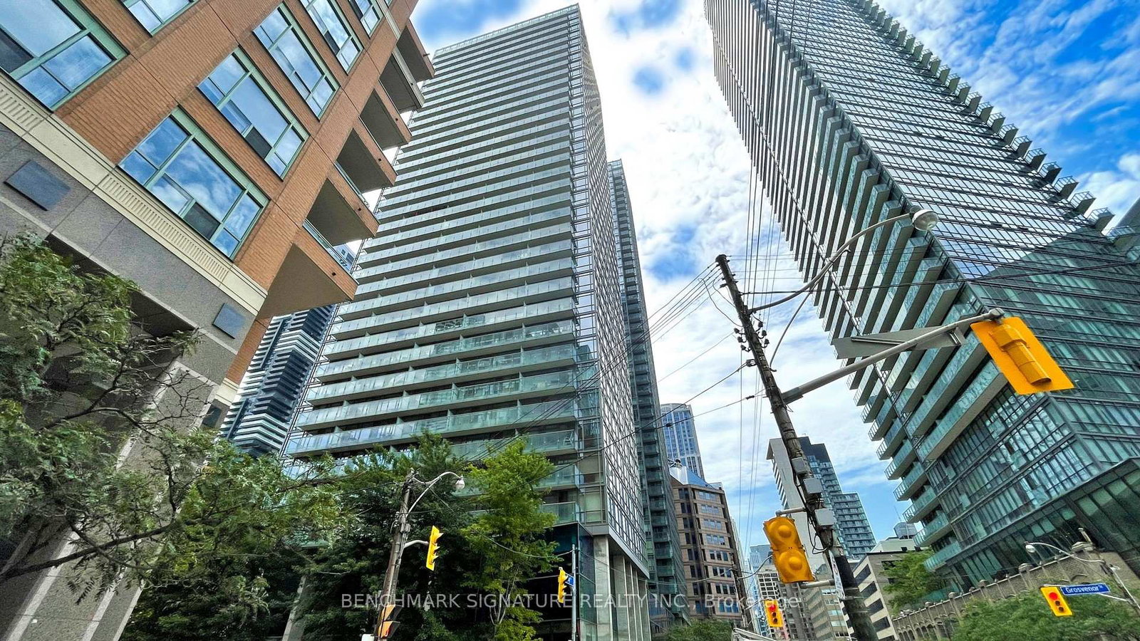 37-grosvenor-street-toronto-ontario-c12401480