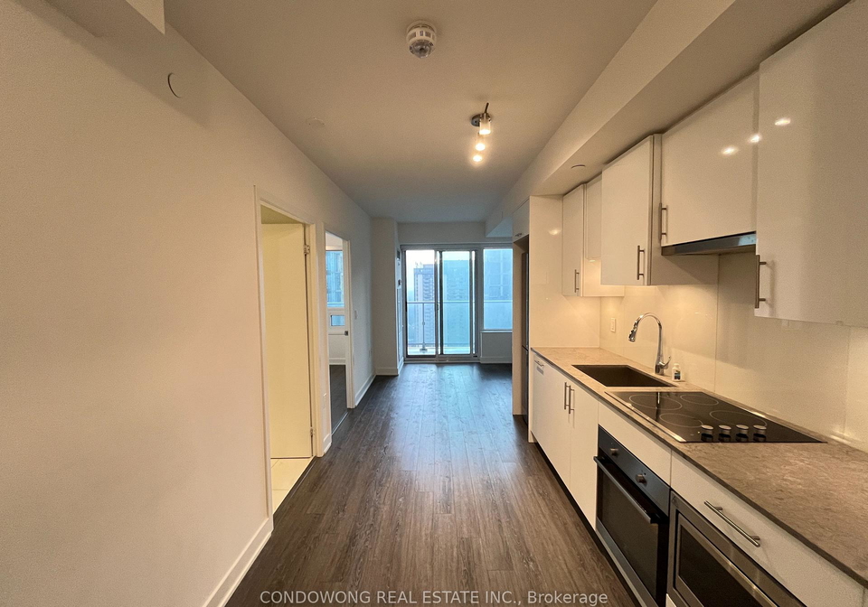 99-broadway-avenue-toronto-ontario-c12401540