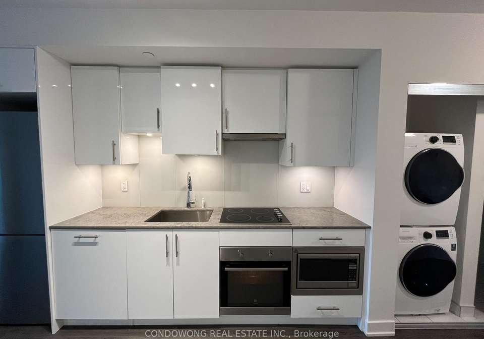 99-broadway-avenue-toronto-ontario-c12401540