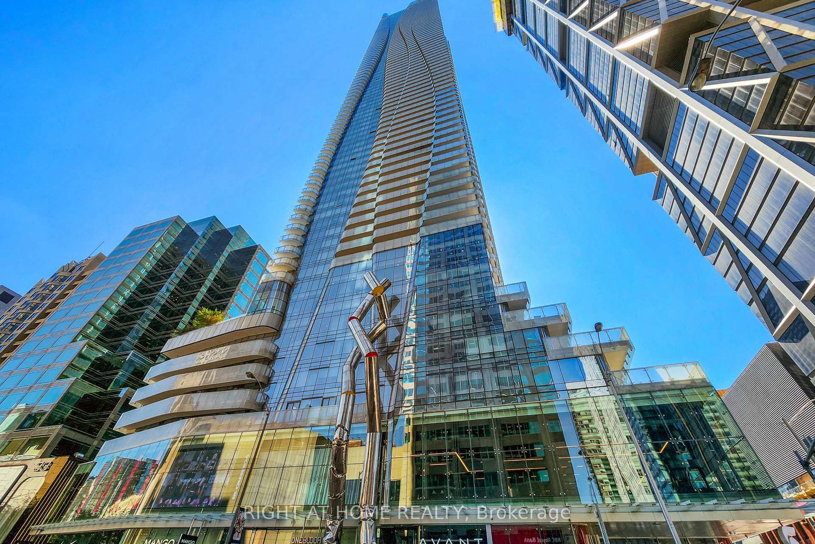 1-e-bloor-street-e-toronto-ontario-c12401778