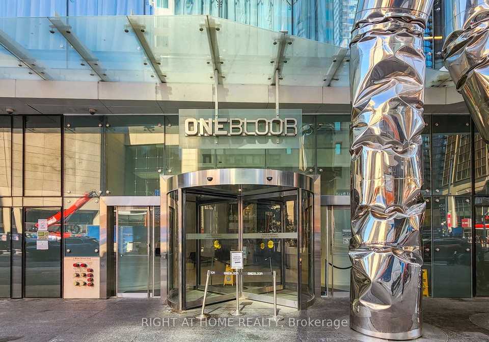 1-e-bloor-street-e-toronto-ontario-c12401778
