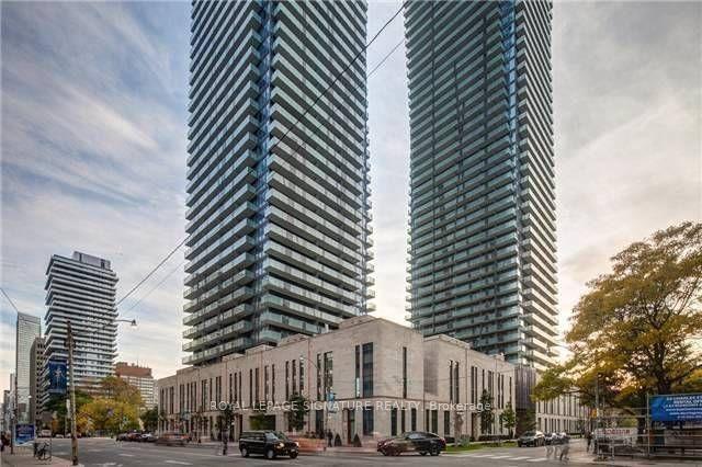 1080-bay-street-toronto-ontario-c12402038