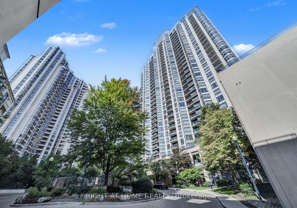 10-northtown-way-north-york-ontario-c12402089