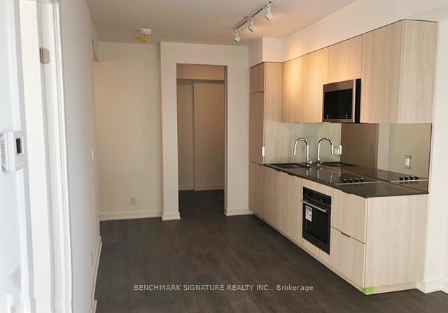 609-avenue-road-toronto-ontario-c12402311