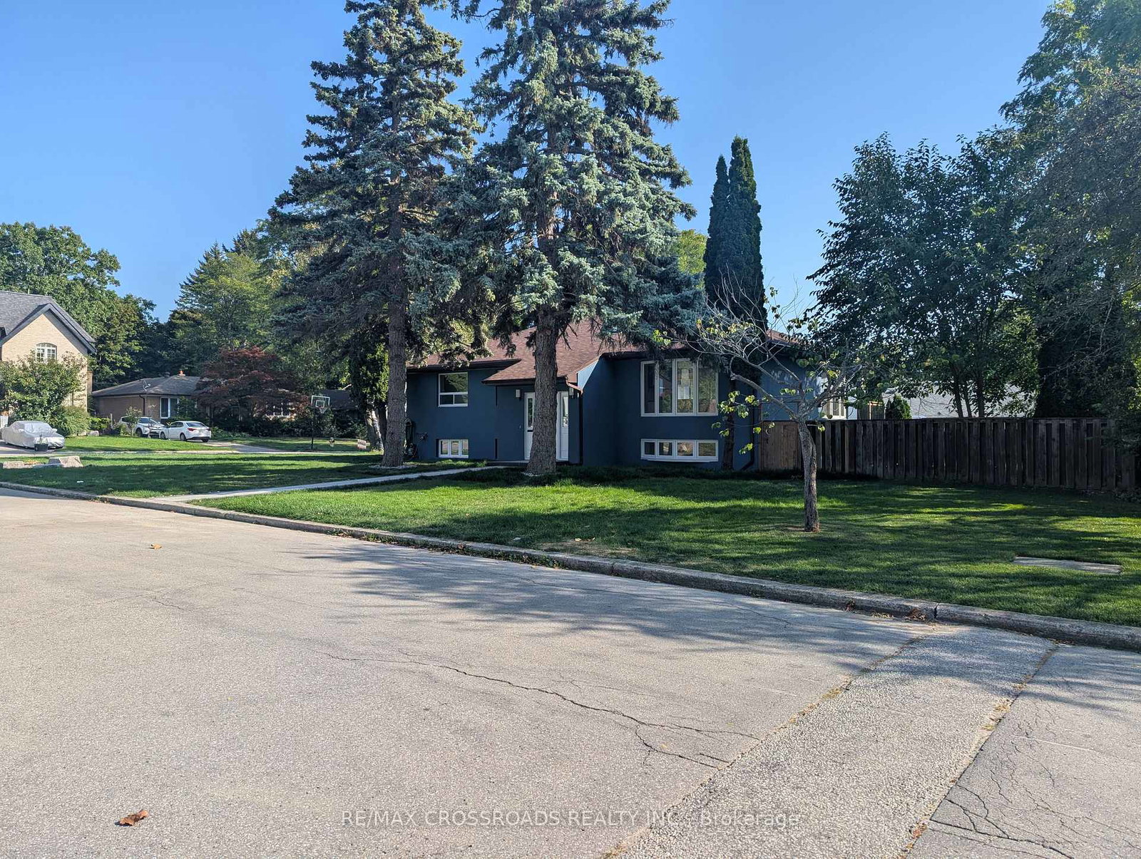 10-tangmere-road-north-york-ontario-c12402378