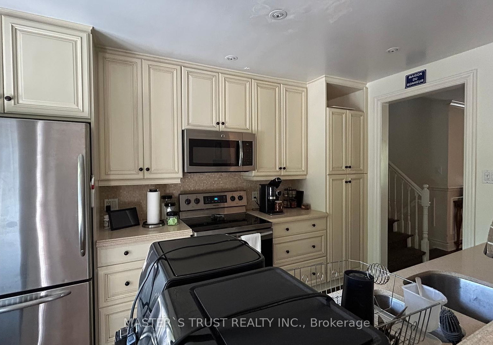 291-hillcrest-avenue-north-york-ontario-c12402517