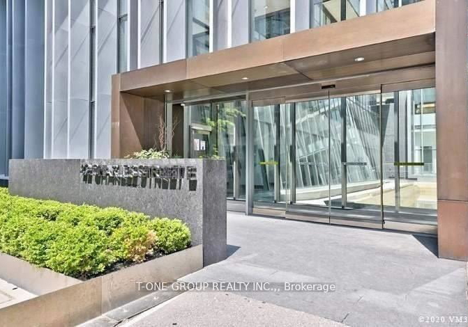 42-charles-street-e-toronto-ontario-c12402597