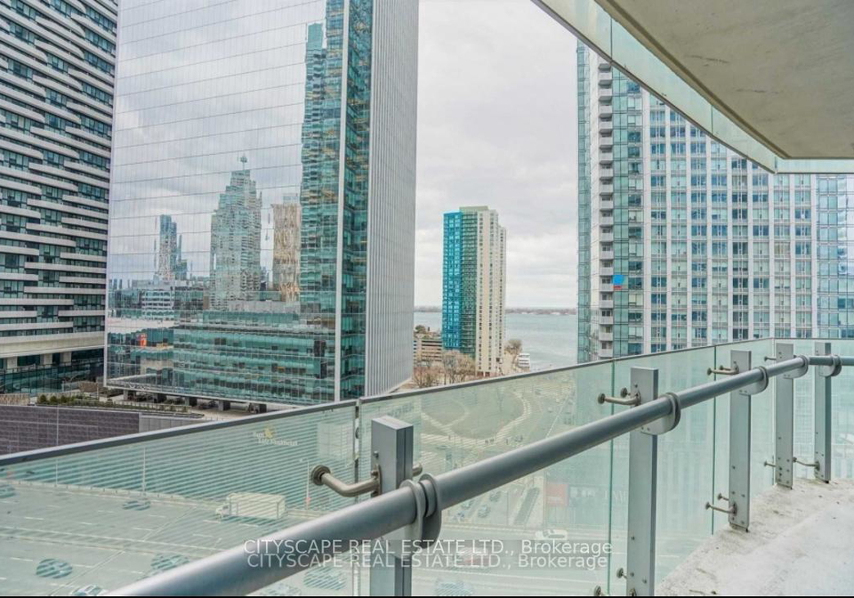 14-york-street-toronto-ontario-c12402649