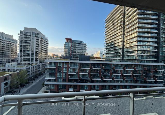 21-grand-magazine-street-toronto-ontario-c12402745