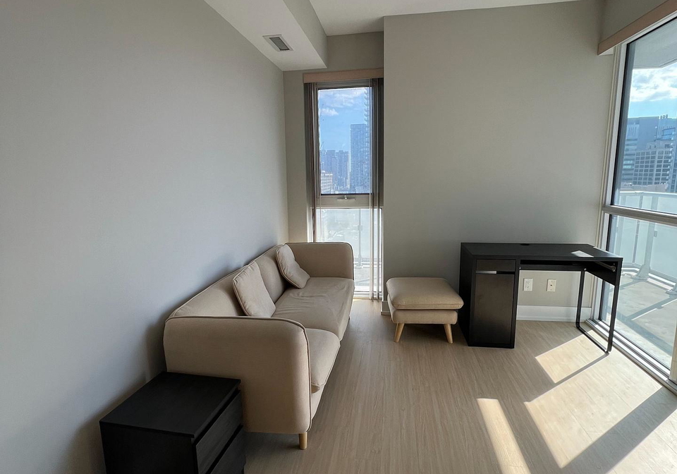 7-grenville-street-toronto-ontario-c12402993