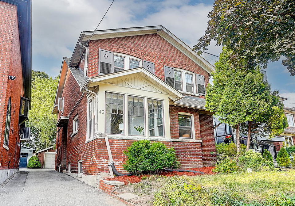 42-willowbank-boulevard-toronto-ontario-c12403041
