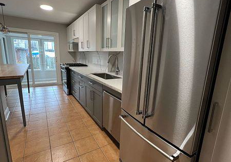88-lanark-avenue-toronto-ontario-c12403273
