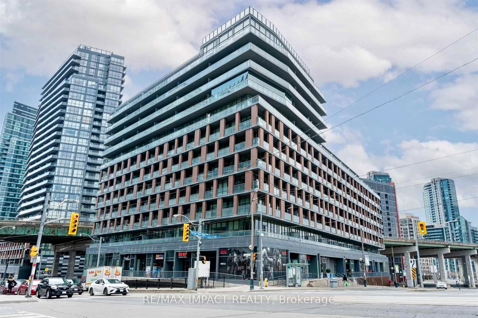 169-fort-york-boulevard-toronto-ontario-c12403464