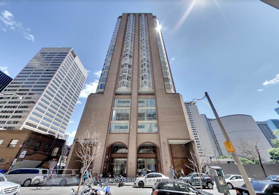 55-centre-avenue-toronto-ontario-c12403507