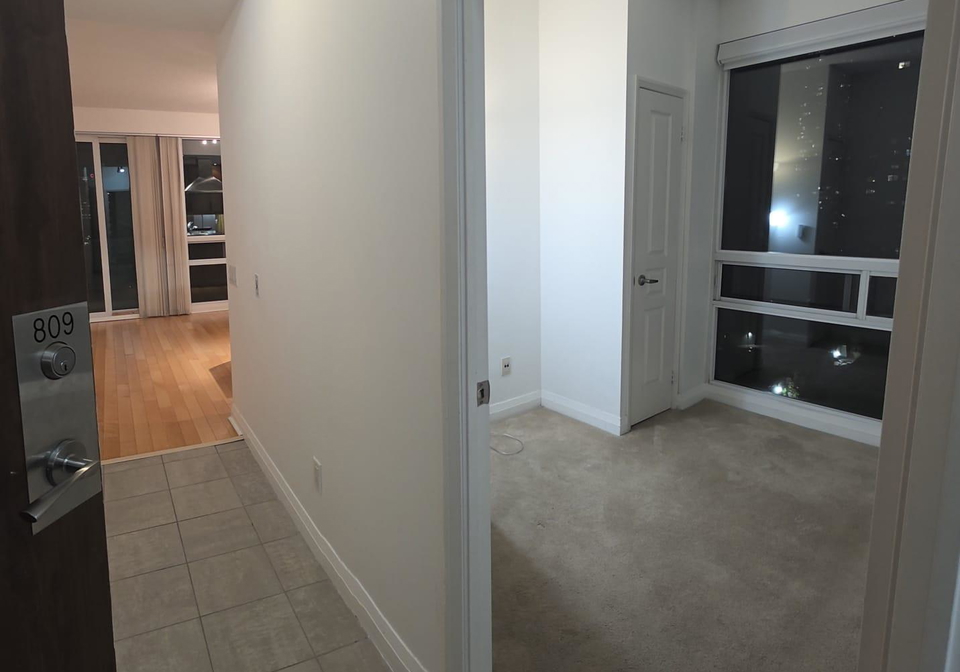 1121-bay-street-toronto-ontario-c12403569