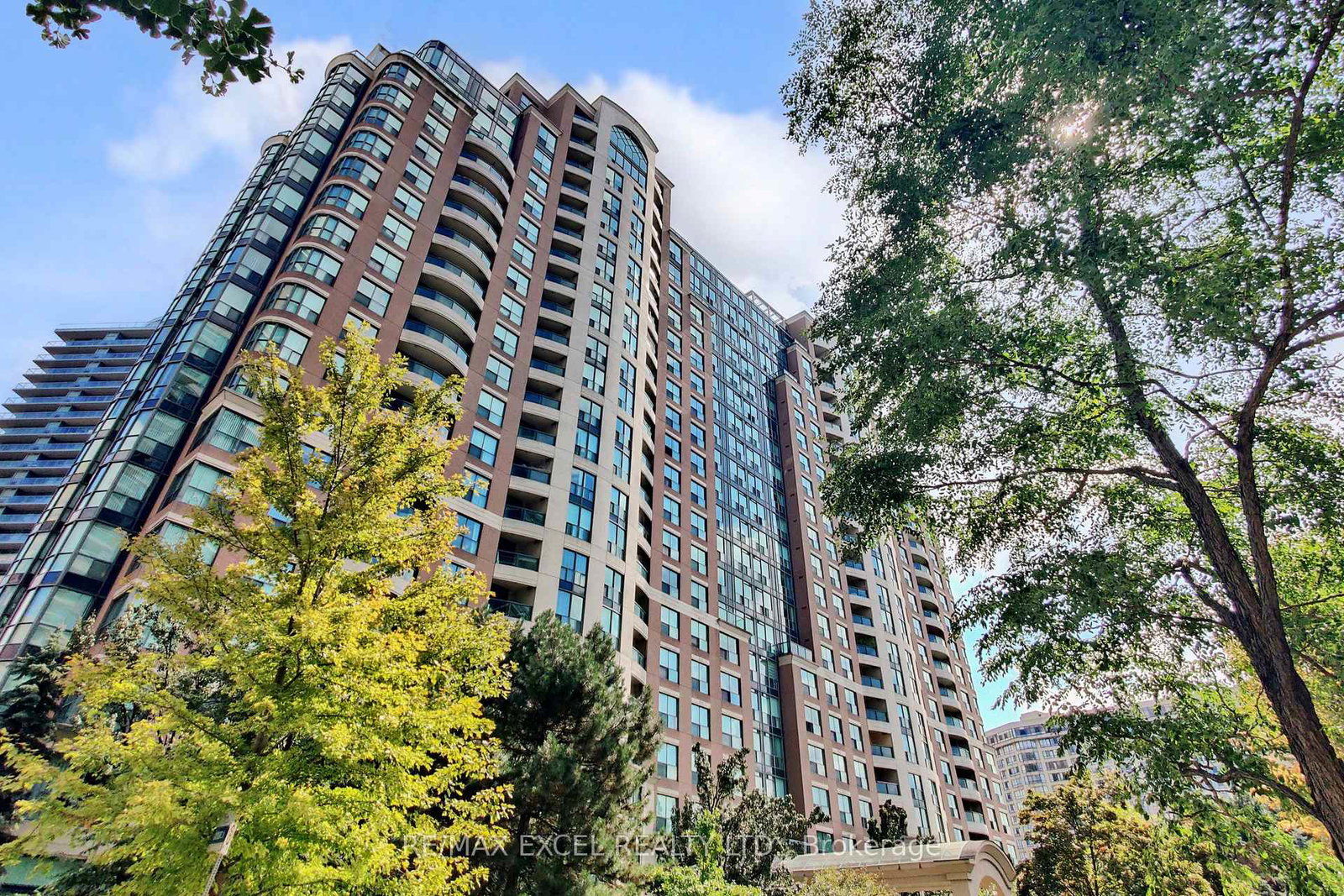 23-lorraine-drive-toronto-ontario-c12403747