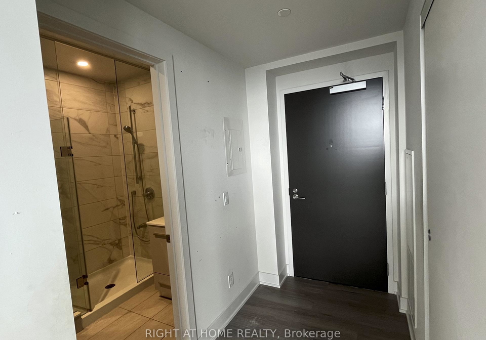 8-cumberland-street-toronto-ontario-c12403802