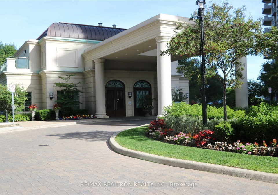 20-bloorview-place-north-york-ontario-c12404022