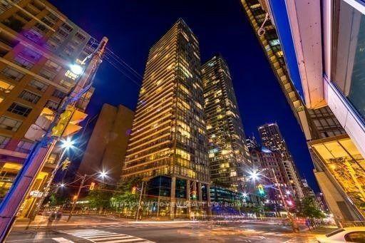 37-grosvenor-street-toronto-ontario-c12404023