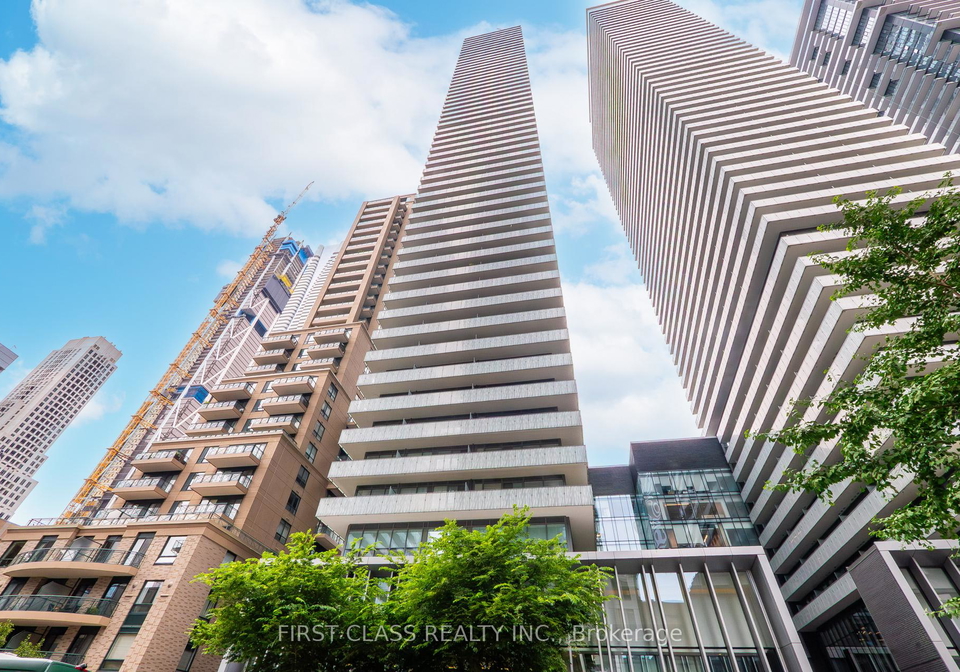 42-charles-street-e-toronto-ontario-c12404221
