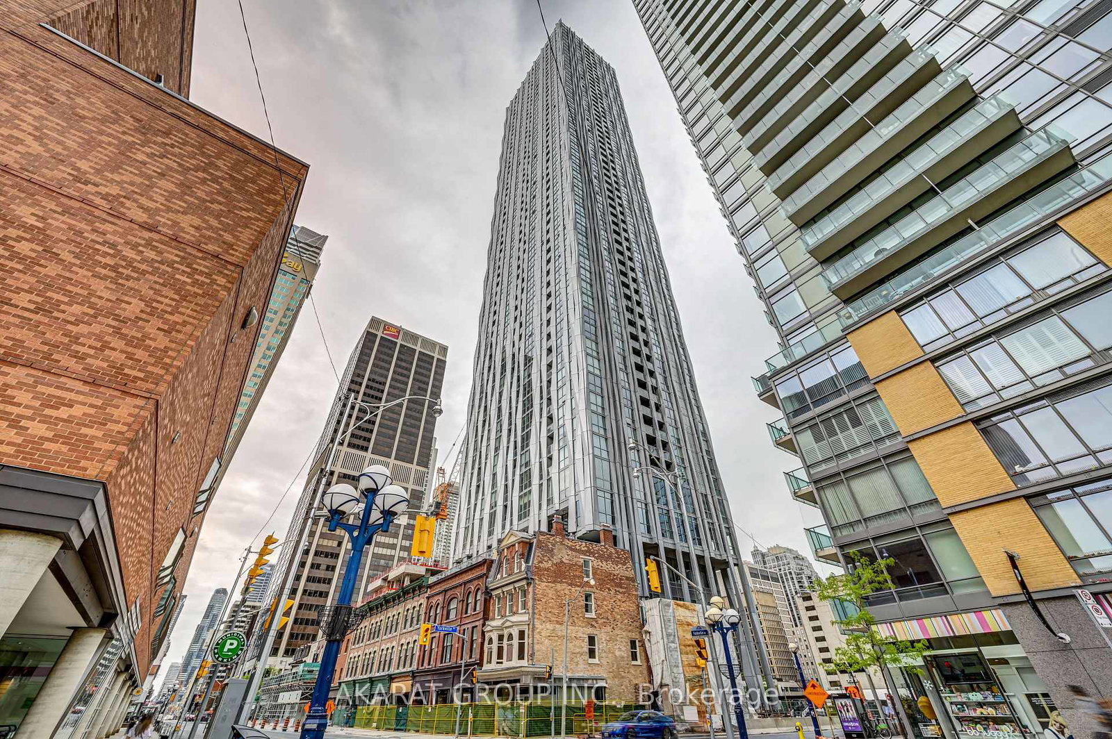 1-yorkville-avenue-toronto-ontario-c12404228