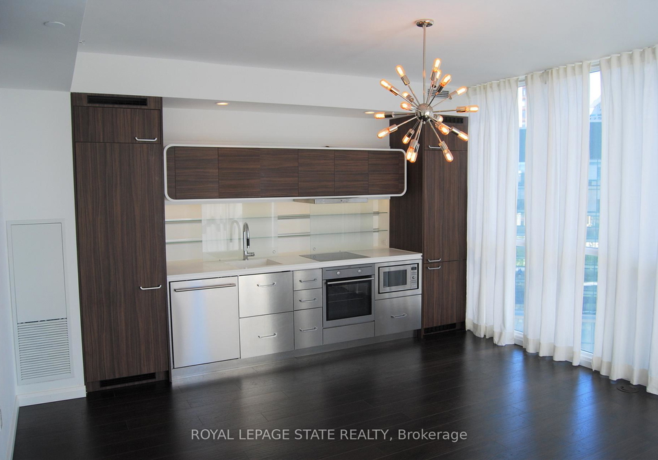 45-charles-street-e-toronto-ontario-c12404514
