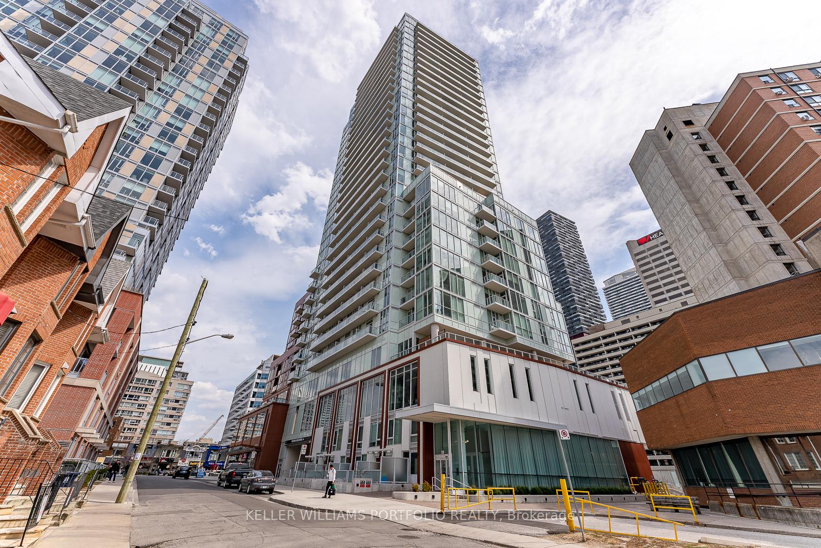 33-helendale-avenue-toronto-ontario-c12404519