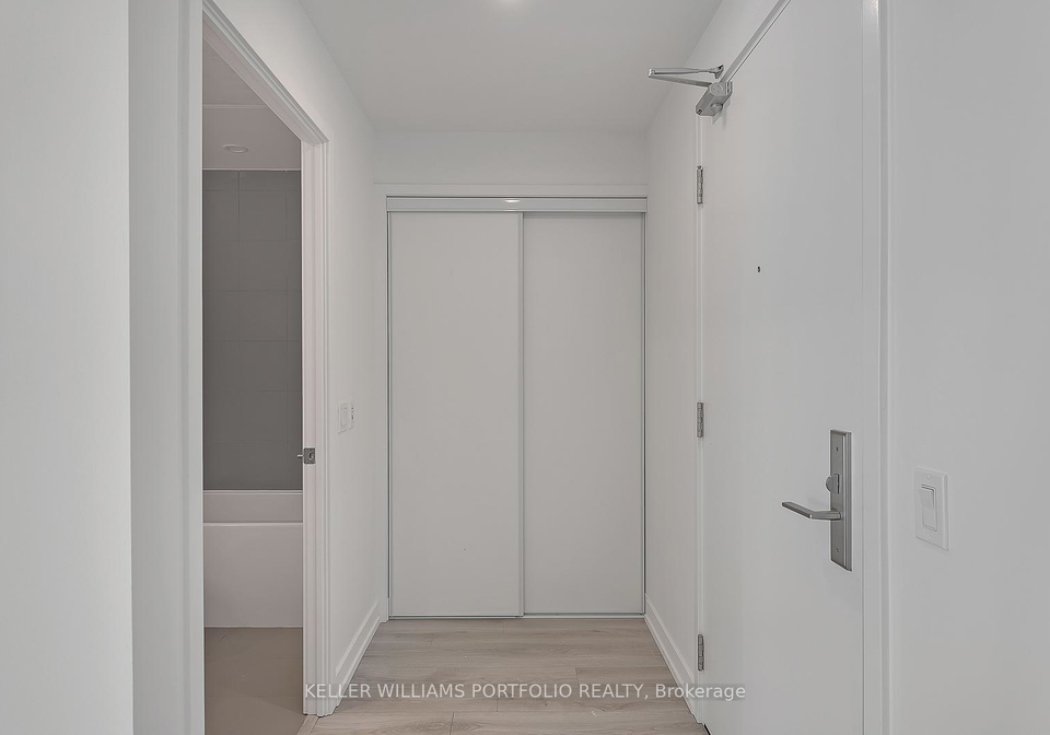 33-helendale-avenue-toronto-ontario-c12404519