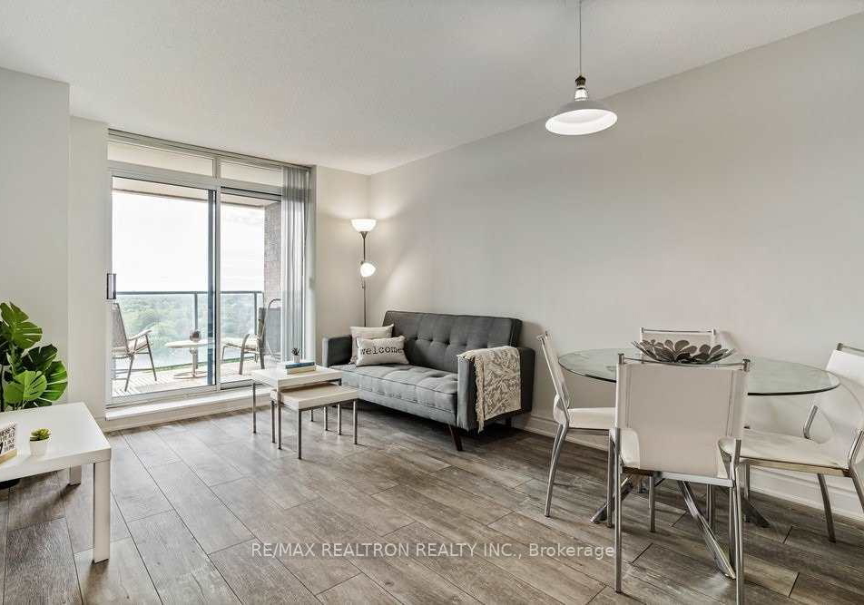 233-beecroft-road-toronto-ontario-c12404535