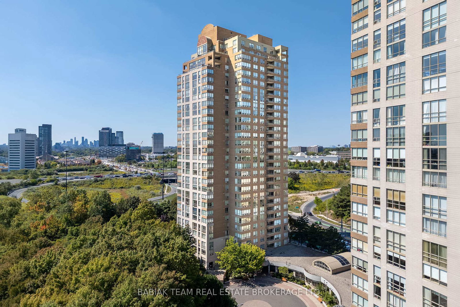 215-wynford-drive-east-york-ontario-c12404682