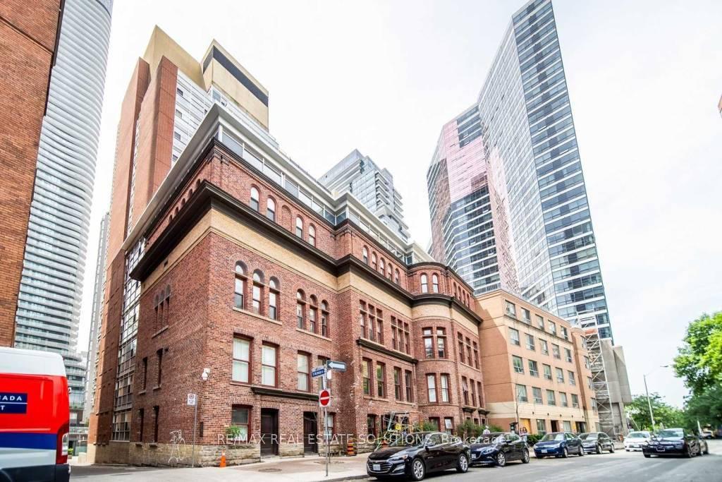 11-st-joseph-street-toronto-ontario-c12404719