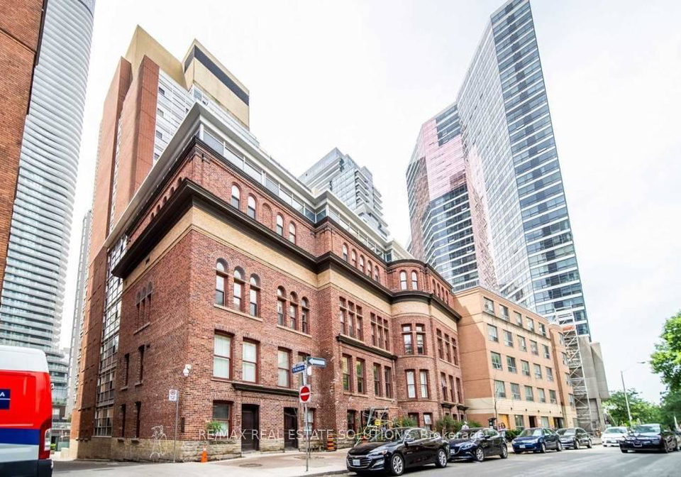 11-st-joseph-street-toronto-ontario-c12404719