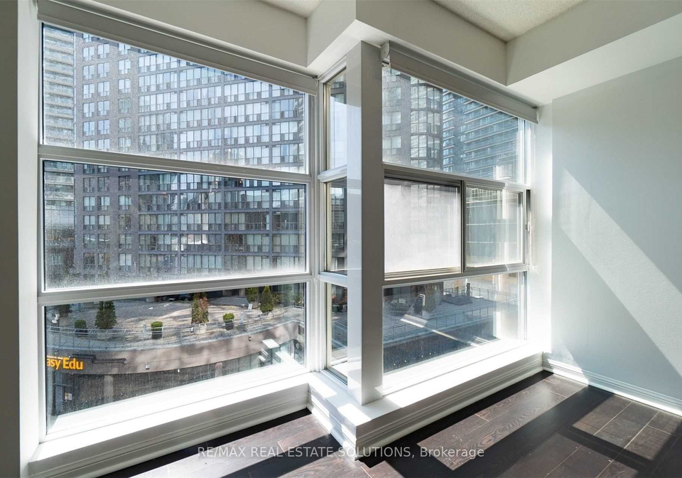11-st-joseph-street-toronto-ontario-c12404719