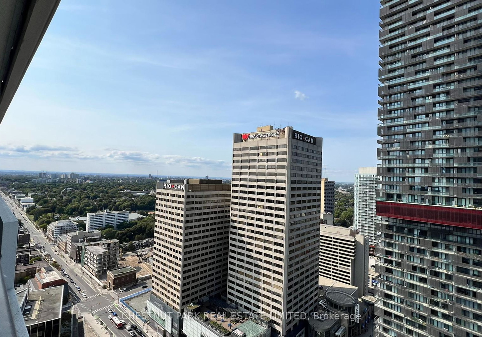 2221-yonge-street-toronto-ontario-c12404973