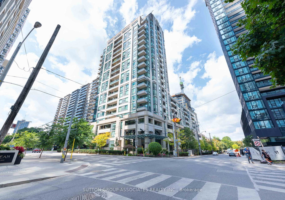 88-broadway-avenue-toronto-ontario-c12405013