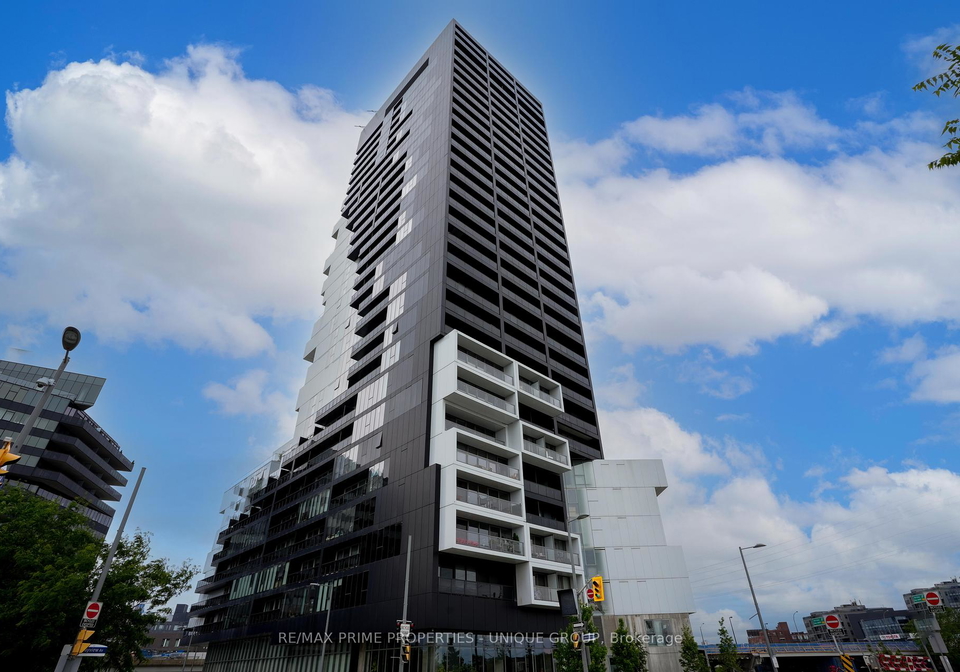 170-bayview-avenue-toronto-ontario-c12405037