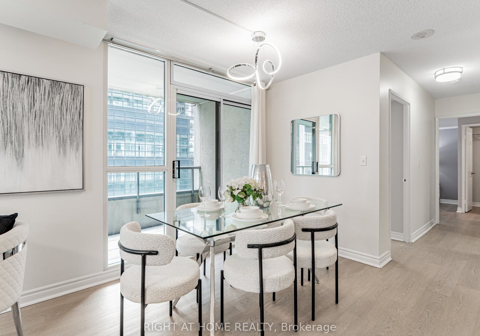 23-hollywood-avenue-north-york-ontario-c12405144