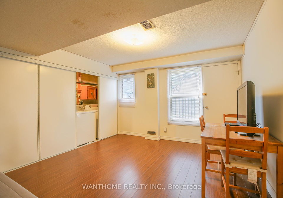 44-freshmeadow-drive-north-york-ontario-c12405533