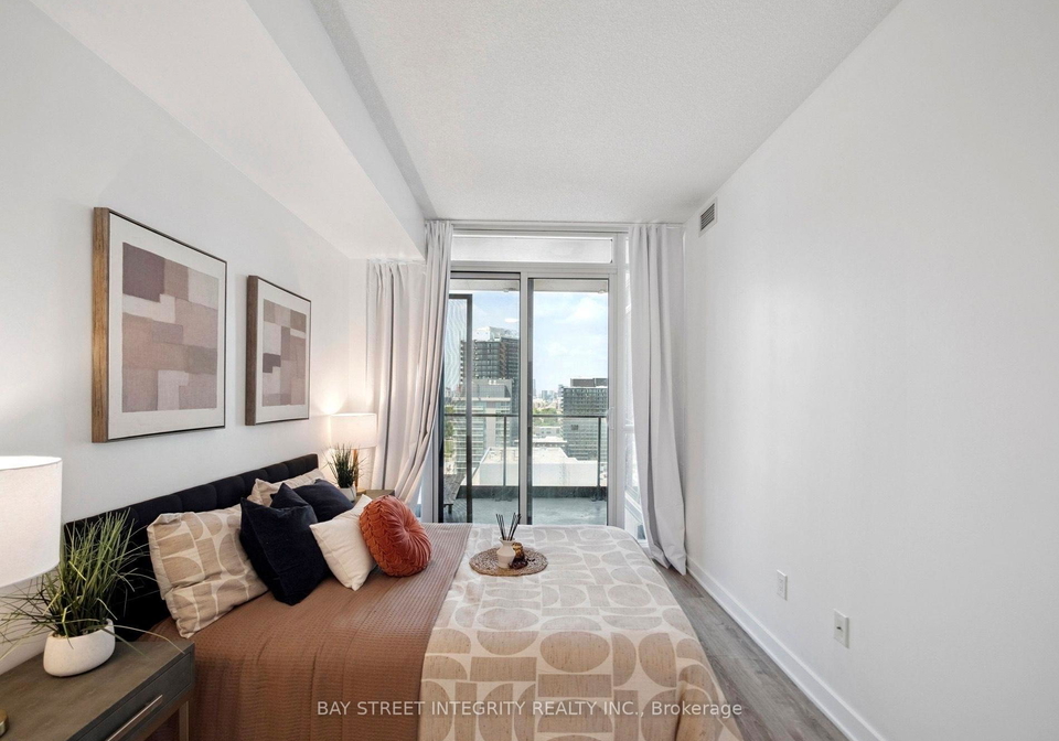 29-singer-court-north-york-ontario-c12405597