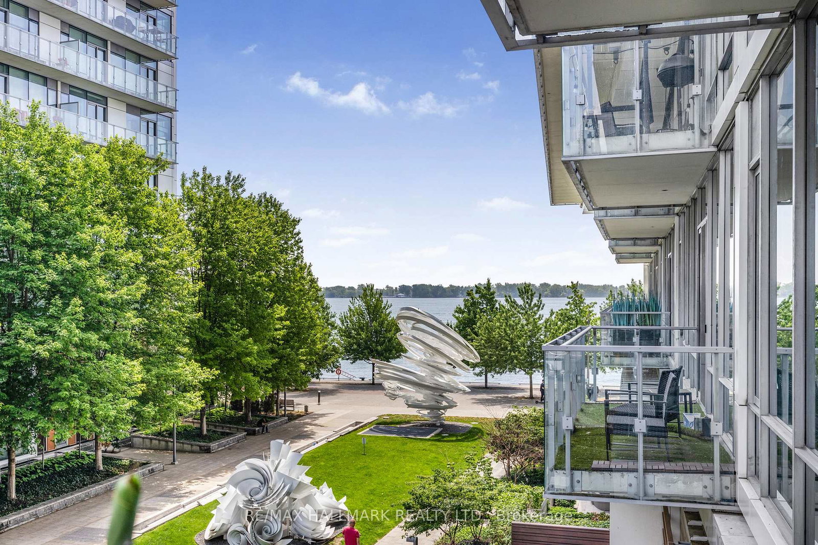29-queens-quay-e-toronto-ontario-c12405660