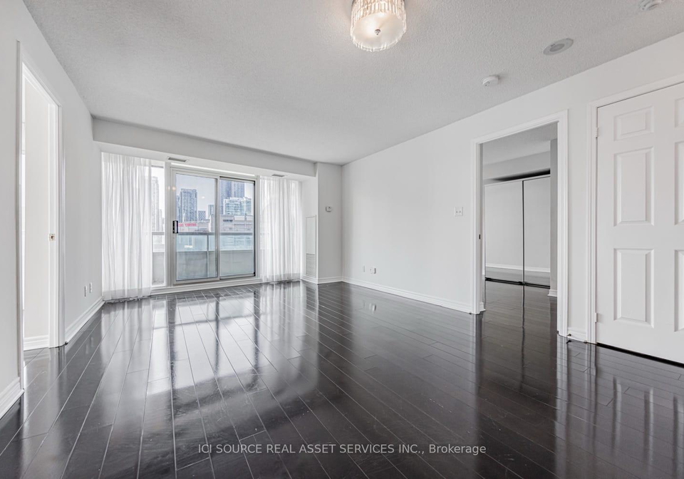 51-lower-simcoe-street-toronto-ontario-c12405703