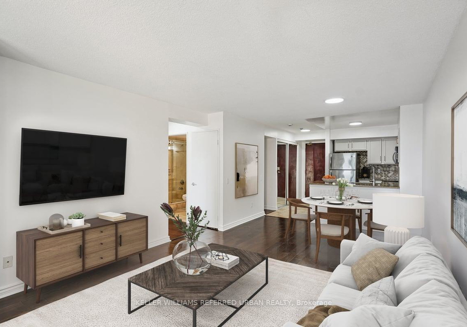 750-bay-street-toronto-ontario-c12405726