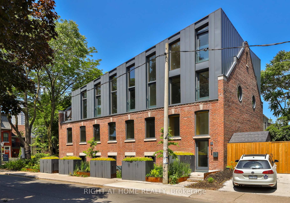 225-brunswick-avenue-toronto-ontario-c12405763