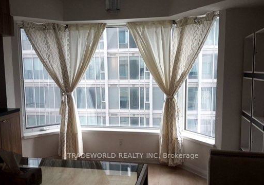 155-yorkville-avenue-toronto-ontario-c12406000