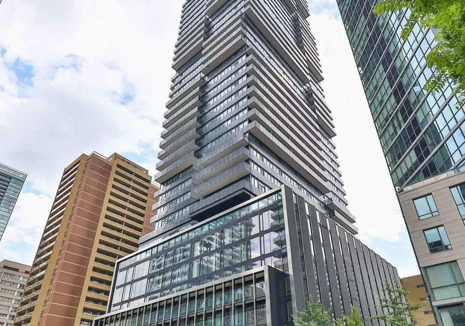 55-charles-street-e-toronto-ontario-c12406033