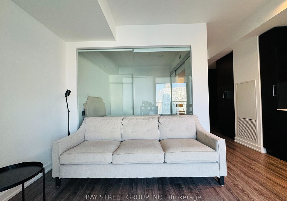 20-edward-street-toronto-ontario-c12406384